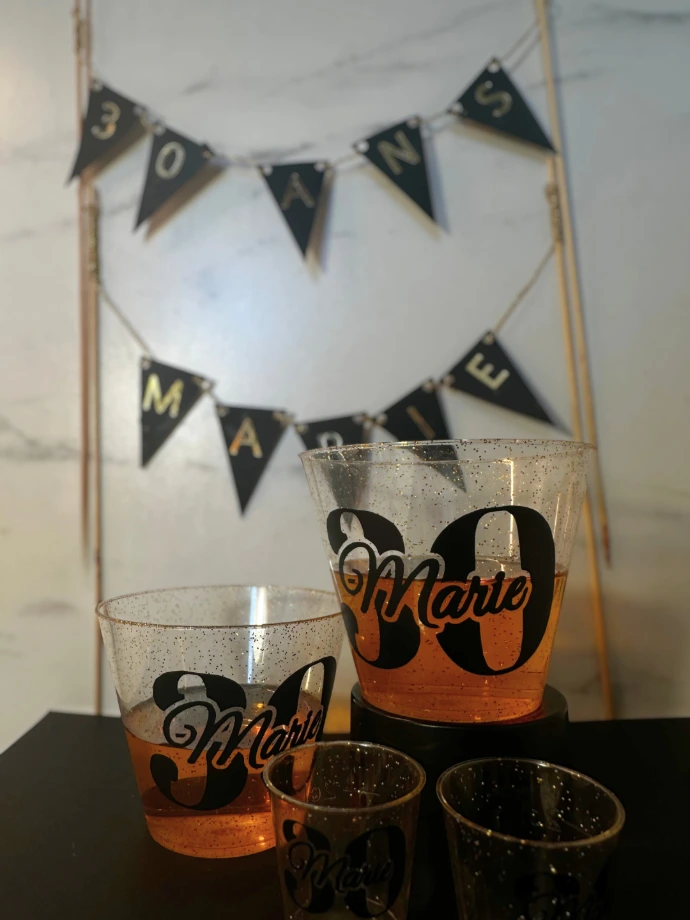 beker bedrukt naam logo gepersonaliseerd