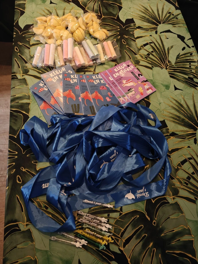 traktatie lintje bedrukt naam logo gepersonaliseerd