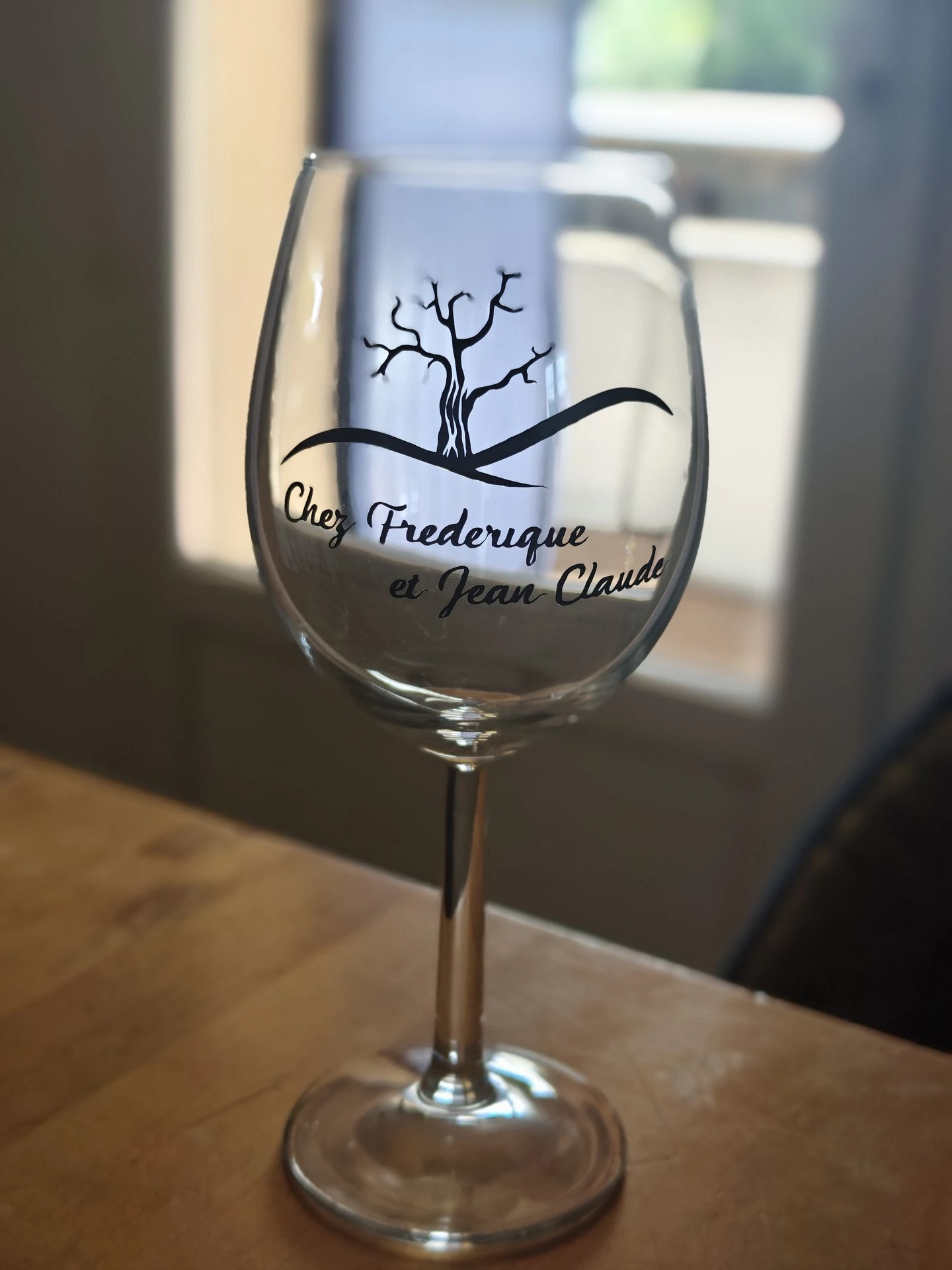 glas bedrukt naam logo gepersonaliseerd