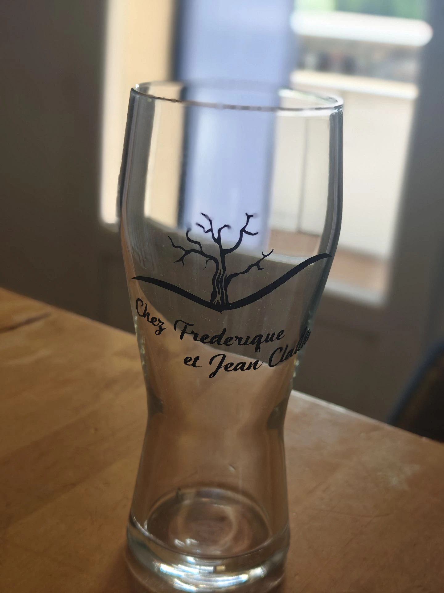 glas bedrukt naam logo gepersonaliseerd