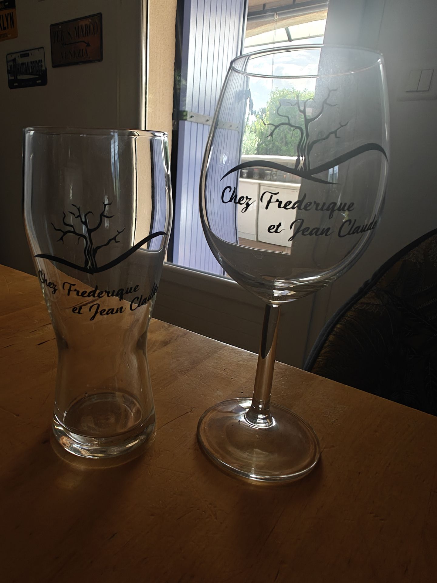 glas bedrukt naam logo gepersonaliseerd