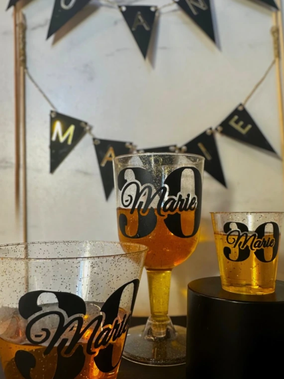 beker feest logo bedrukt naam gepersonaliseerd